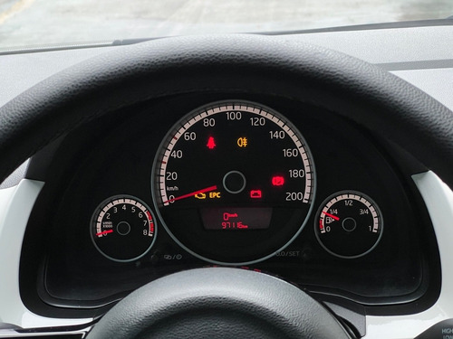 Imagem 9 de 11 de Volkswagen Up! Cross