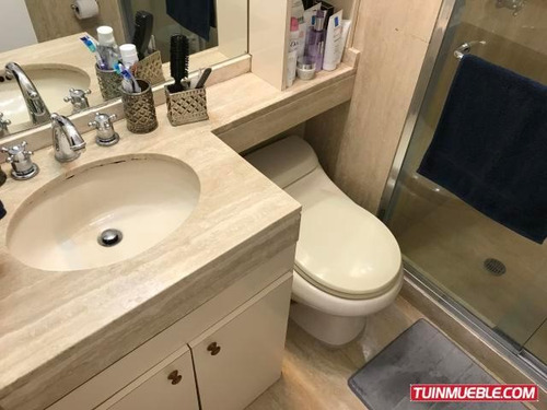 Apartamentos En Venta Mls #18-17027