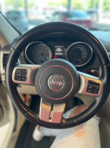 Imagen 7 de 15 de Jeep Grand Cherokee