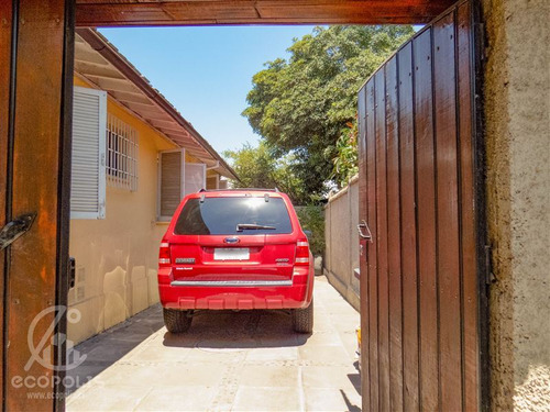 Oportunidad De Inversión! Excelente Ubicación!! Con Piscina