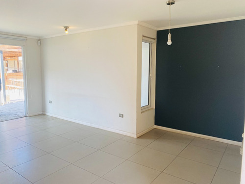 Imagen 2 de 20 de Casa En Venta De 3 Dorm. Sector Ayres De Chicureo, Colina