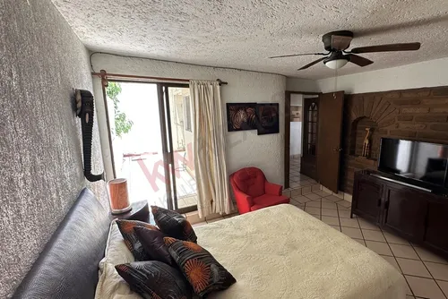 Casa En Esquina Con Acceso A Dos Calles, Alberca Y Vista Panorámica En Las Brisas, Temixco, Morelos