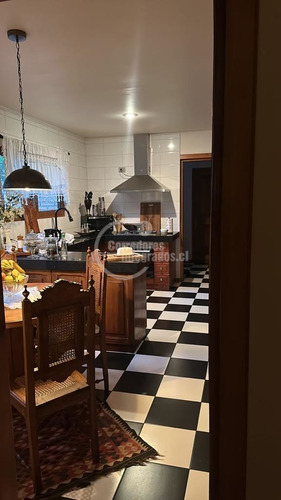 Parcela Venta Con Casa En Linares 240/ 2.520,piscina, Jardín