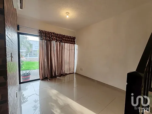 Renta Casa 3 Ambientes Álika