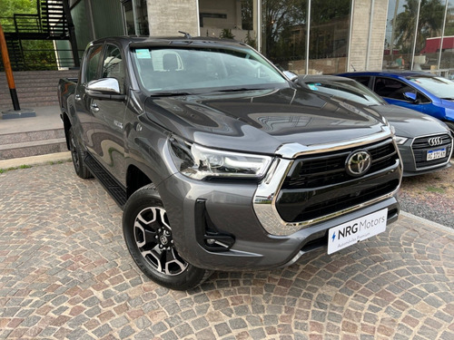 Imagen 3 de 15 de Toyota Hilux L/20 2.8 Dc 4x4 Tdi Srx 2022