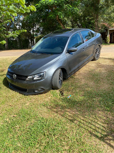 Volkswagen Vento 2.0 Sportline Tsi 200cv Bi-xenon