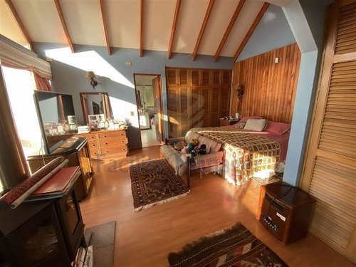 Imagen 13 de 30 de Casa En Venta De 3 Dorm. En Coquimbo, Aislada Con Piscina