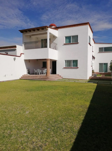 Venta Gran Casa Colonial Con Bóvedas Catalanas
