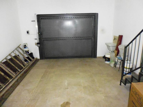 Venta De Casa 4 Dormitorios En Cordón, Excelente Reciclaje!!