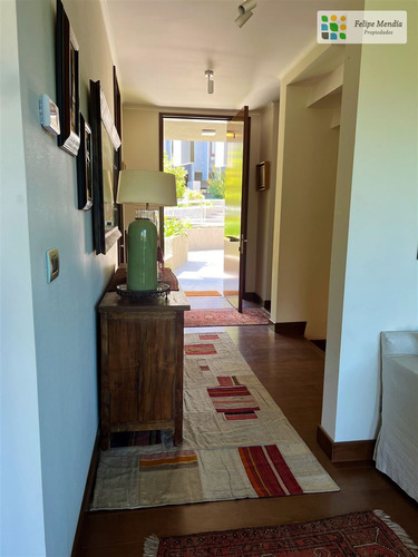Triplex En Venta Con Jardín Y Piscina Excelente Conectividad