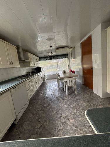 Casa En Venta En Lomas De Valle Escondido