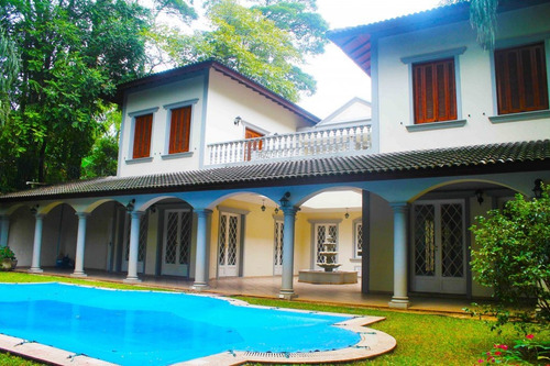 Imagem 6 de 30 de Casa Em Condomínio Para Venda E Locação, Com Privacidade Total Dentro De Uma Área Verde. - Reo19383