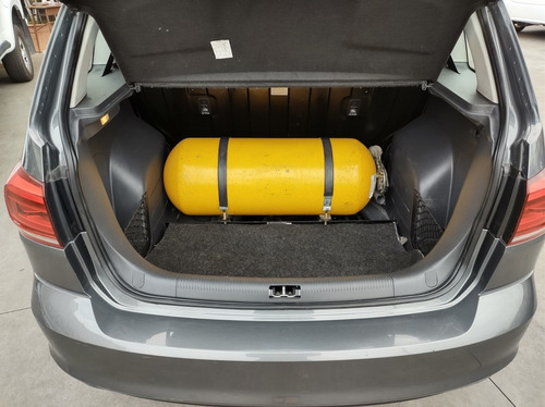 Imagen 3 de 13 de Volkswagen Suran 1.6 Comfortline 2018 Con Gnc