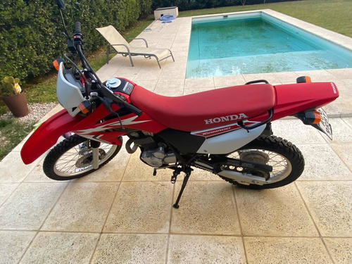 Imagen 16 de 18 de Honda Tornado Xr 250