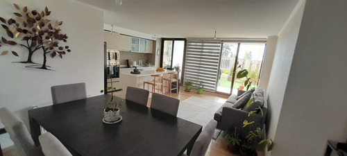 Se Vende Hermoso Departamento De 3d2b Con Terraza Y Patio