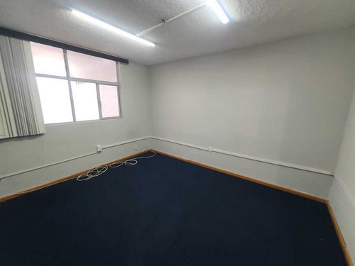 Casa En Renta Con Uso De Suelo Habitacional Con Servicios Tipo A Ubicación Est