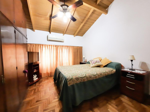Imagen 7 de 21 de Venta Casa 3 Amb 300 M2 Patio Valentin Alsina Lanus
