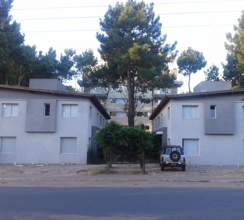 A1 - Duplex En Venta , Jason 1921 , Zona Nueva Dúplex. Ideal Residentes.- [duplicada]