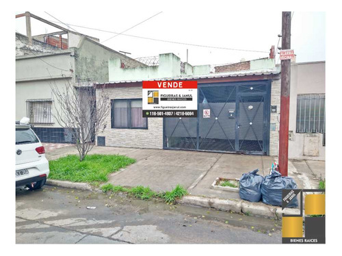 Departamento Tipo Casa En Venta En Lanus Oeste