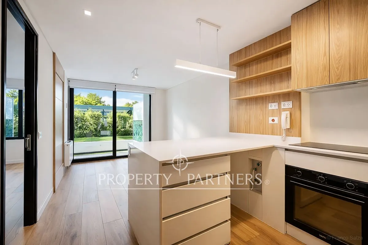 Imagen 2 de 18 de Departamento De 1d 1b Con Terraza Privada Y Cocina...