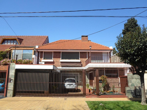 Martinez | Chalet 6 Ambientes | 404m2 Cub