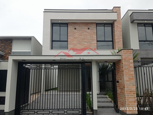 Imagem 1 de 15 de Casa Alto Padrão Duplex Em Bosque Da Mata - Tijucas - 534