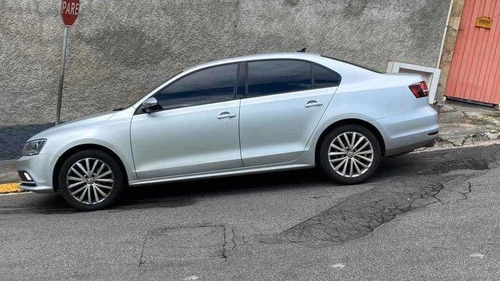 Volkswagen Jetta 2015 2.0 Comfortline Flex Aut 4p