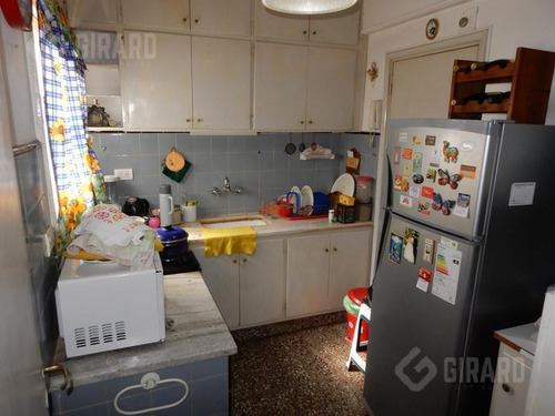 Imagen 4 de 27 de Venta, Semipiso De 4 Amb. Zona Centro.