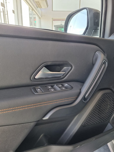 Imagen 14 de 19 de Nueva Renault Oroch Iconic 1.3 Tce 2wd Cvt 2022 Ms