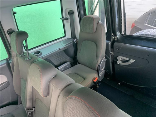 Fiat Doblò 1.8 Flex Adventure Xingu- 6 Lugares