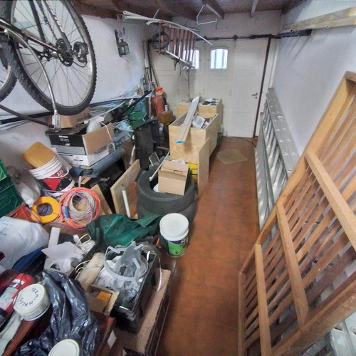 Espacio Para Fábrica + Chalet En Primer Piso