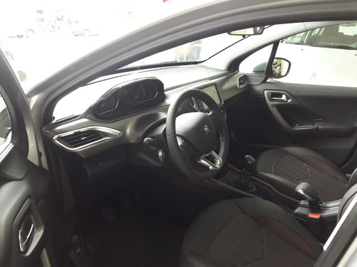 Peugeot 2008 1.6 Feline Tiptronic