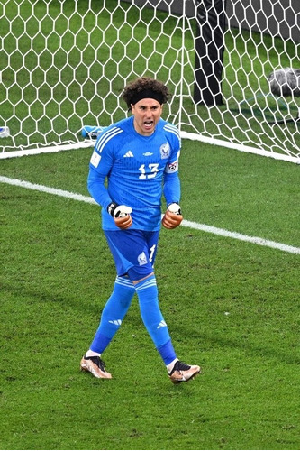 Panini Extra Bronce Guillermo Memo Ochoa Mexico