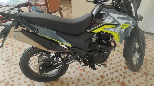 Akt Ttr 200 Modelo 2026