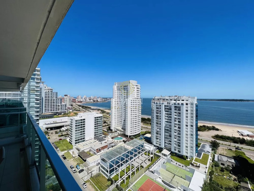 Venta Apartamento 2 Dormitorios Gala Tower Playa Mansa 