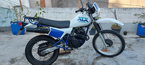 Imagem 1 de 6 de Honda Xlx-250r