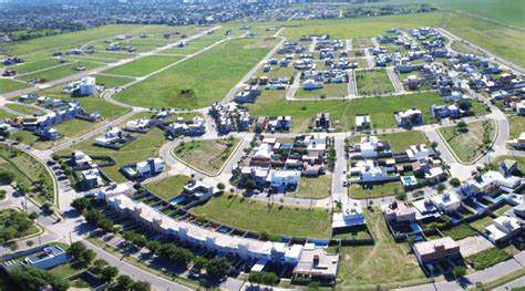 Venta Lote Esquina Apto Dúplex, Valle Cercano (urbanización Deportiva-b El Equipo), 492 M2,escritura