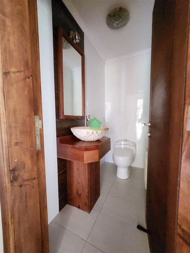 Hermosa Casa De 6 Dorm. En Parcela Para Arriendo En Valdivia
