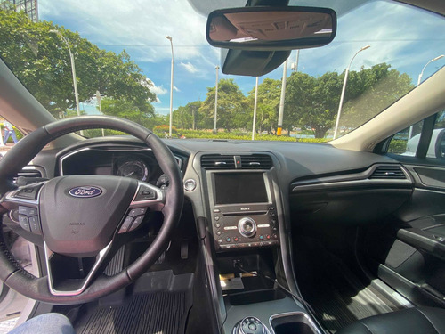 Imagen 5 de 20 de Ford Fusion 2019 2.0 Titanium