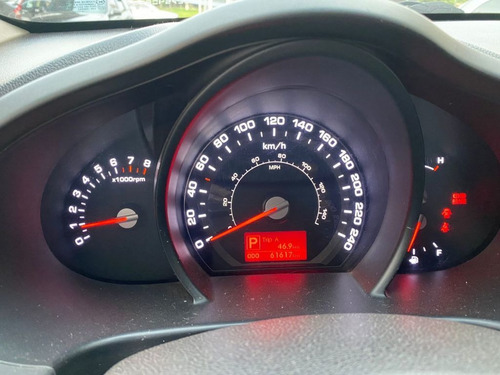 Imagem 6 de 12 de Sportage Lx 2.0 16v 2.0 16v Flex Aut.