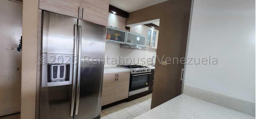 Vendo Esplendido Apartamento Remodelado Con Vista Panorámica Al Ávila En El Encantado Humboldt Mls #24-678