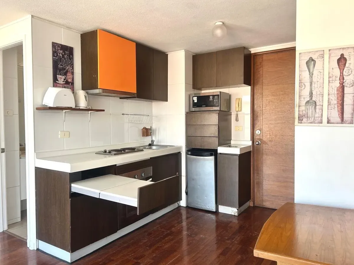 Imagen 2 de 20 de Edificio 9 Pisos/ Av. Estaña/ Metro Unión Latinoamericana