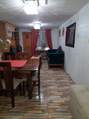 Casa En Venta De 3 Dorm. En Puente Alto