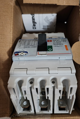 Interruptor Automatico 3p 80a De 25ka Ref 420044 Legrand
