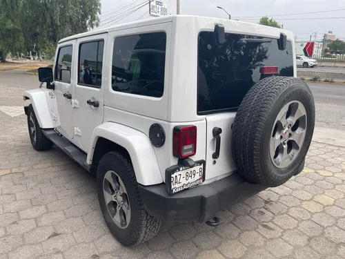 Jeep Wrangler 3.7 Unlimited Sahara 3.6 4x4 At