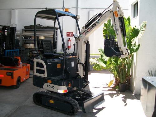 Miniexcavadora Nueva / Montacargas