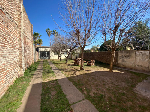 Casa+ Galpón En Venta Sobre Sgto Cabral Sjn