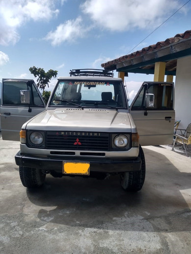 Mitsubishi Montero 2.6 L042 Cabinado