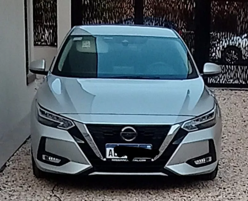 Nissan Sentra 2.0 Advance