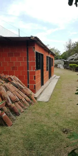 Finca Con 40 Metros A Orilla De La Via Principal Yumbo La Cumbre